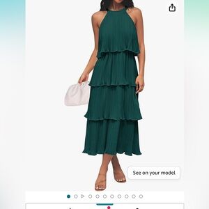 Women’s dress Worn once for 3 hours great condition! Beautiful chiffon